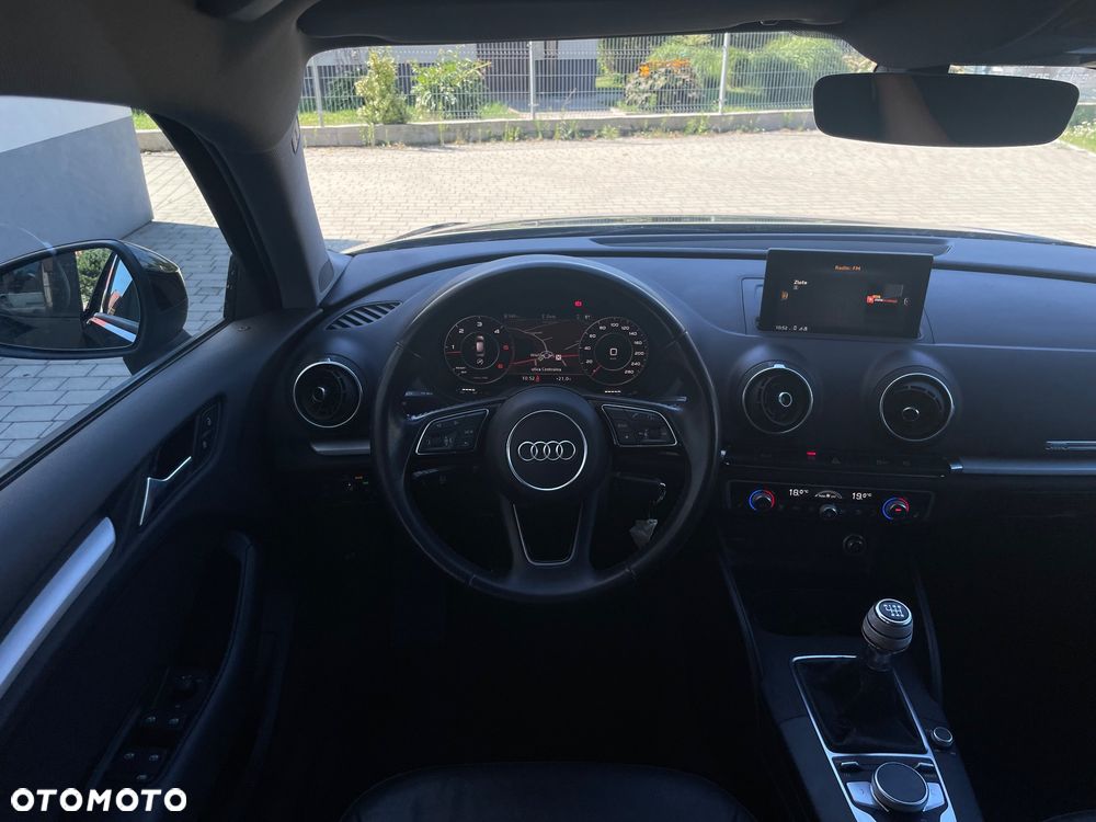 Audi A3 Sportback - 18
