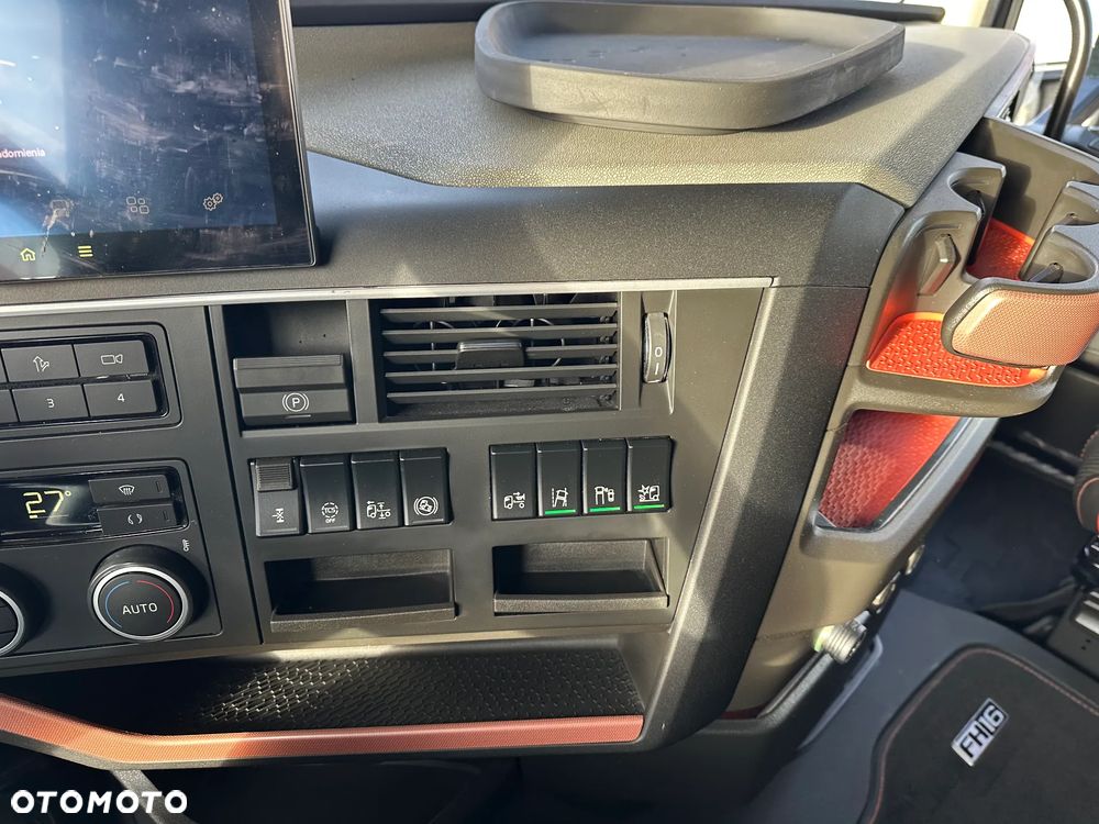 Volvo 2023 FH16 750KM 4x2 Globetrotter XL!!! - 14