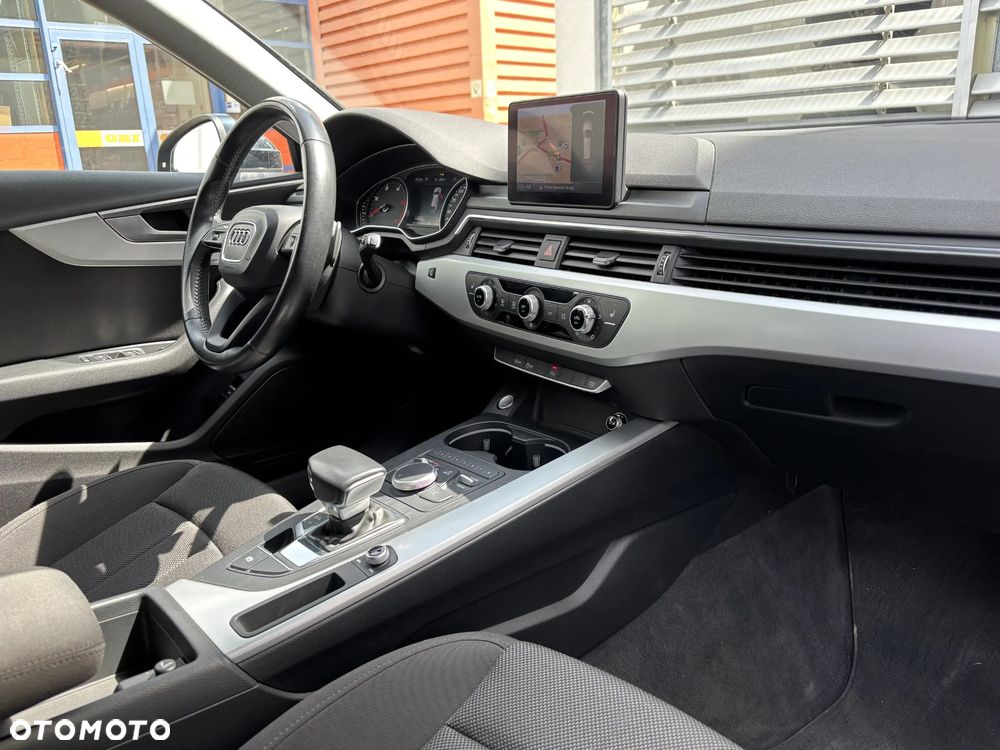Audi A4 Avant - 37