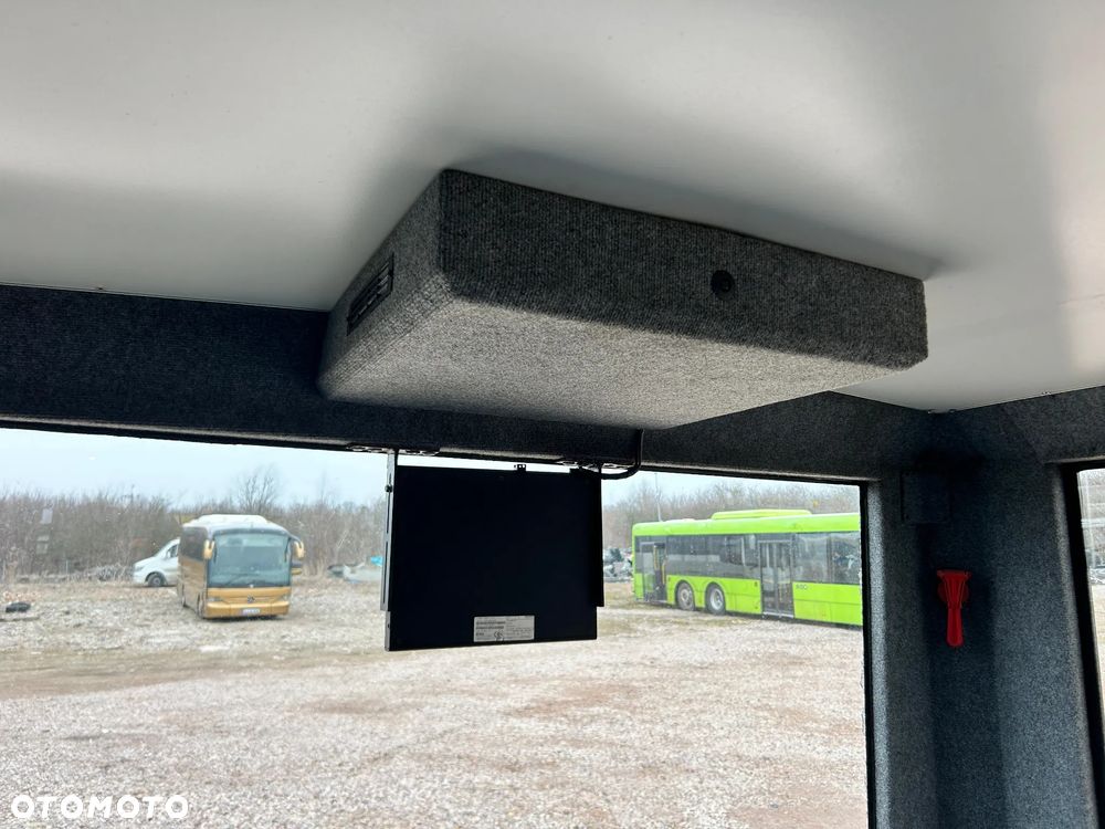 Mercedes-Benz Sprinter 516 - 19