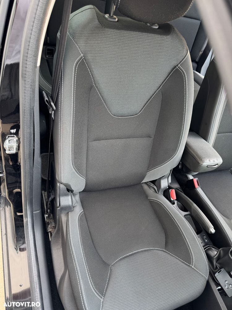 Renault Clio - 17