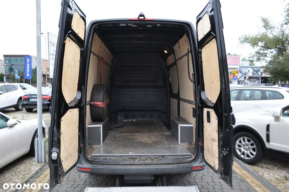 Mercedes-Benz Sprinter - 37