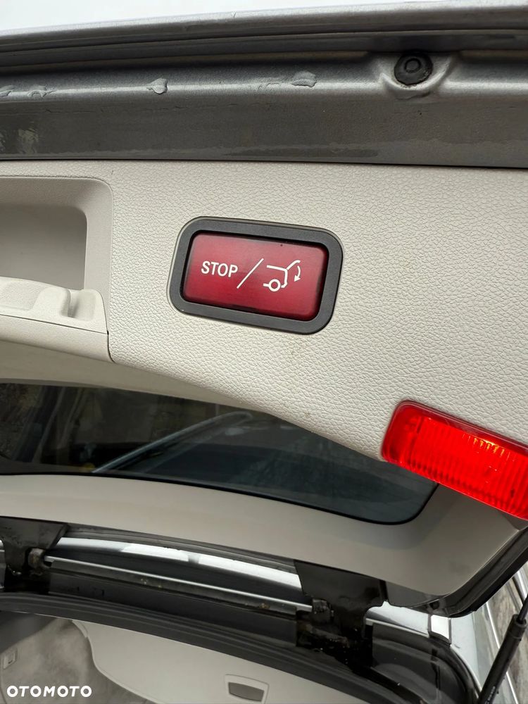 Mercedes-Benz Klasa E ver-300-bluetec-7g--tronic-elegance - 18