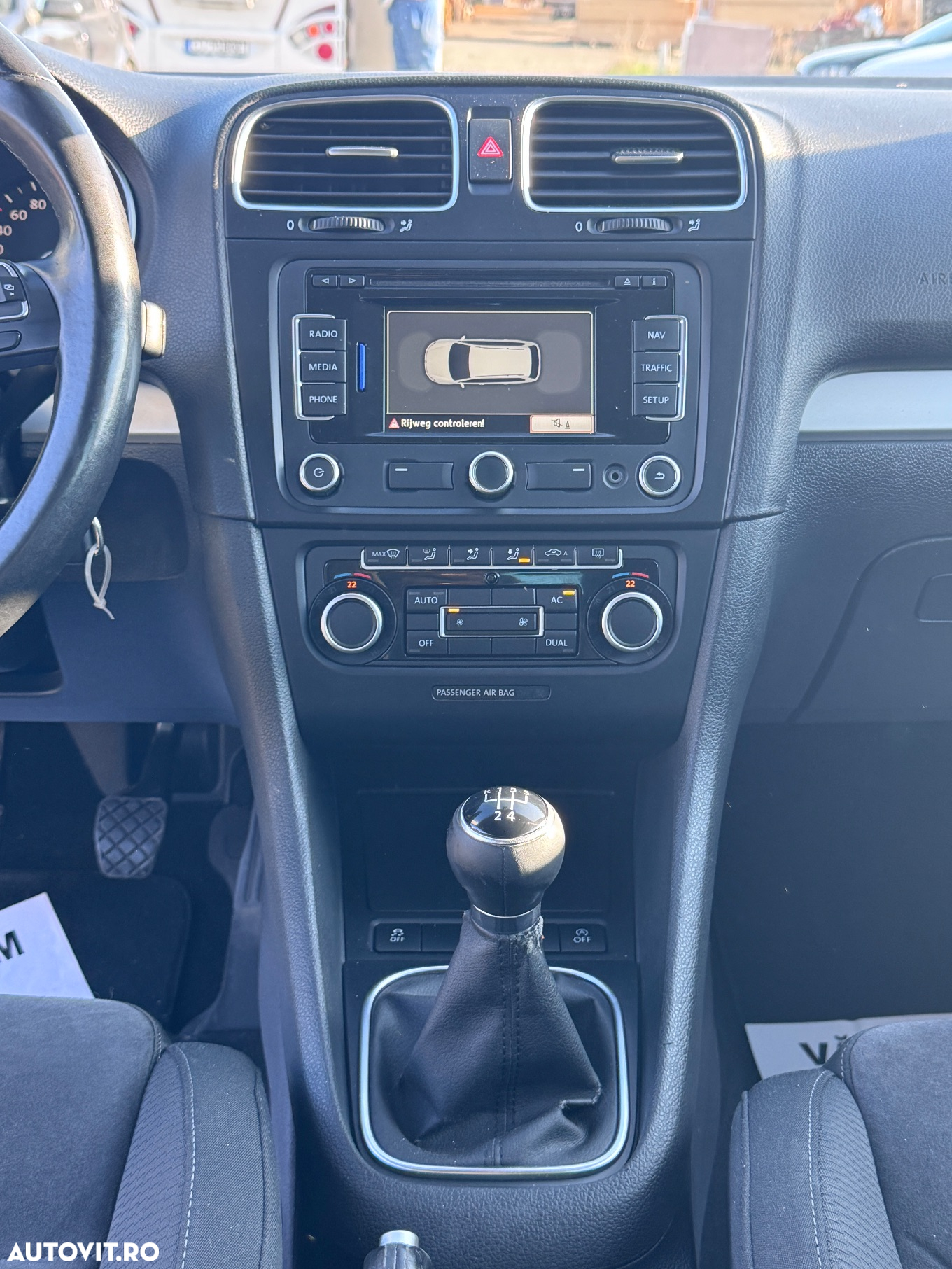 Volkswagen Golf 1.6 TDI BMT Highline - 6