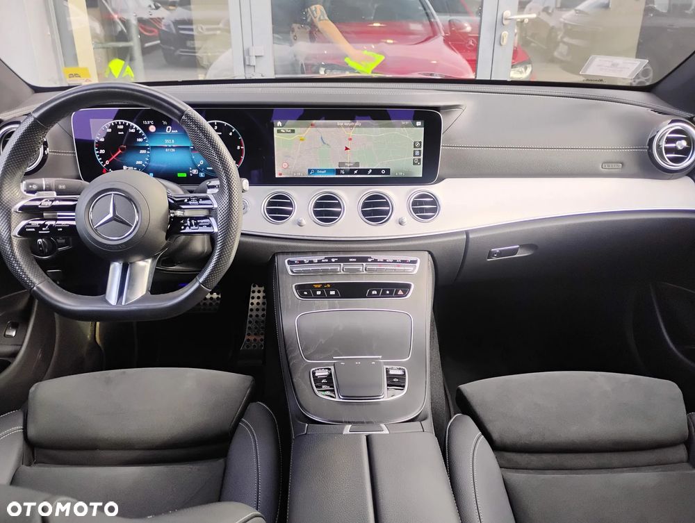 Mercedes-Benz Klasa E 220 d 4-Matic AMG - 18