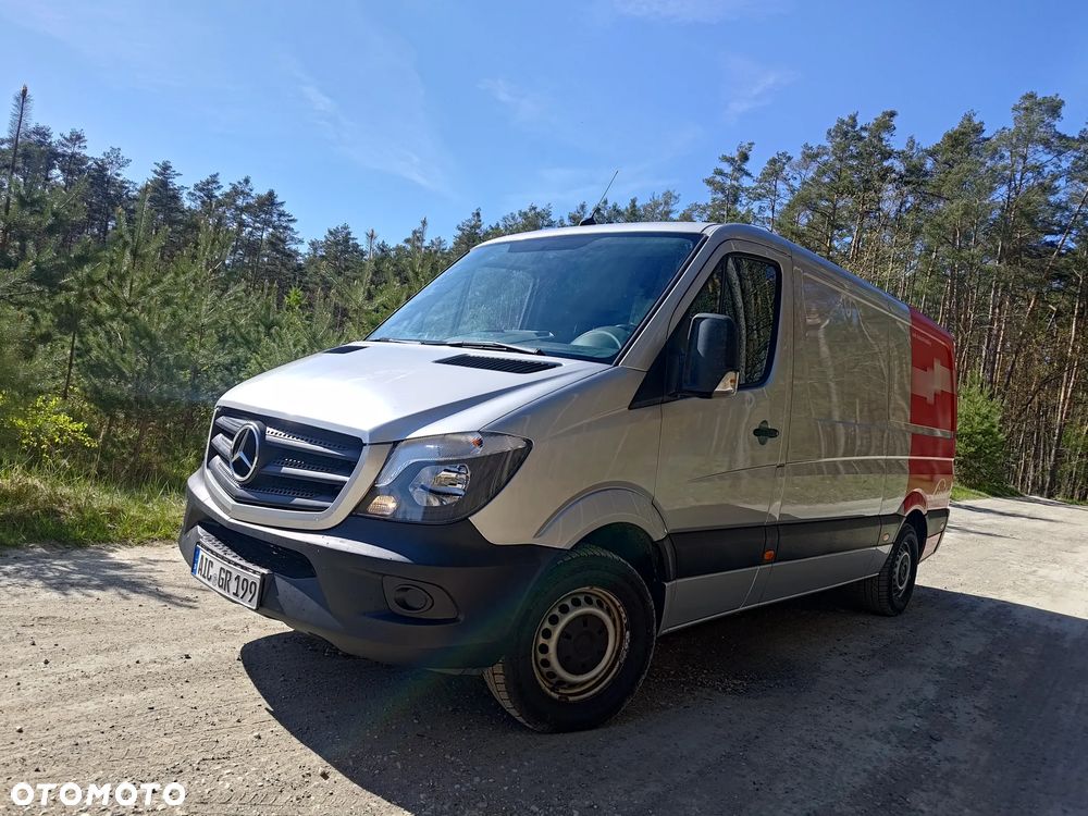 Mercedes-Benz Sprinter - 1