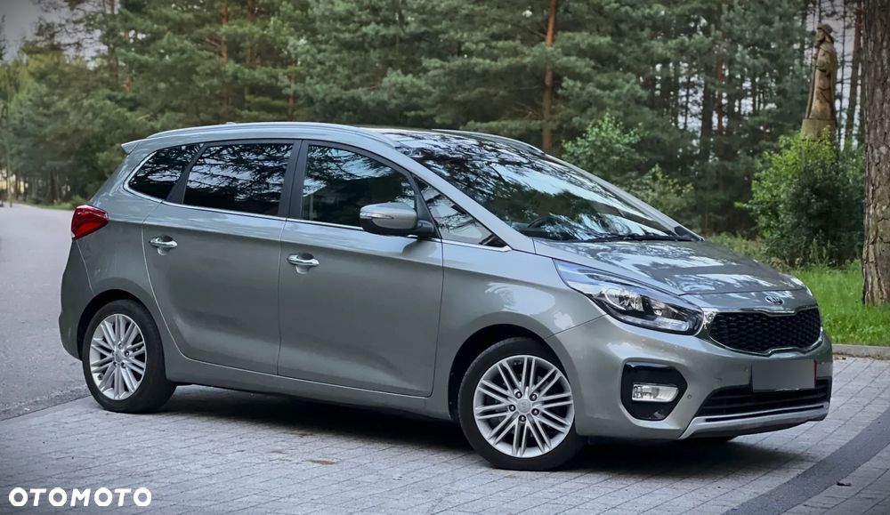 Kia Carens 1.7 CRDi 115 Dream-Team Edition - 15
