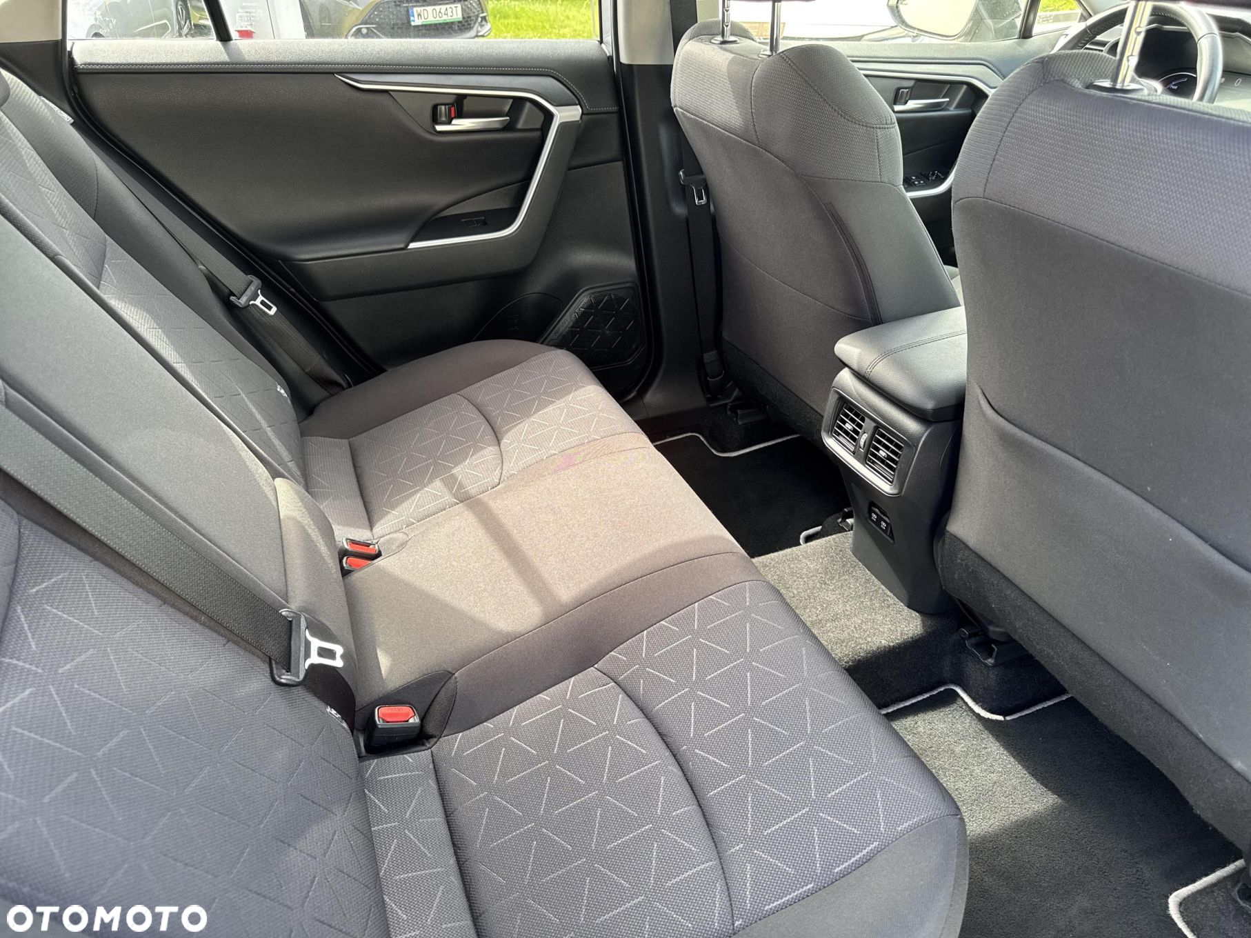 Toyota RAV4 - 11
