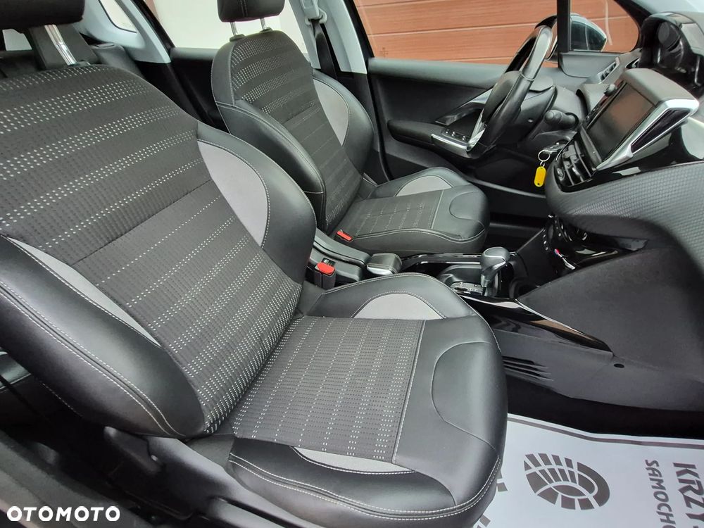 Peugeot 2008 - 18