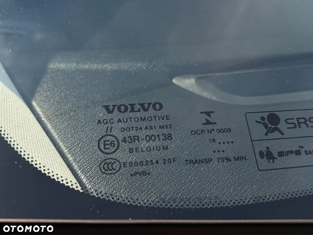 Volvo V40 T2 Momentum - 40