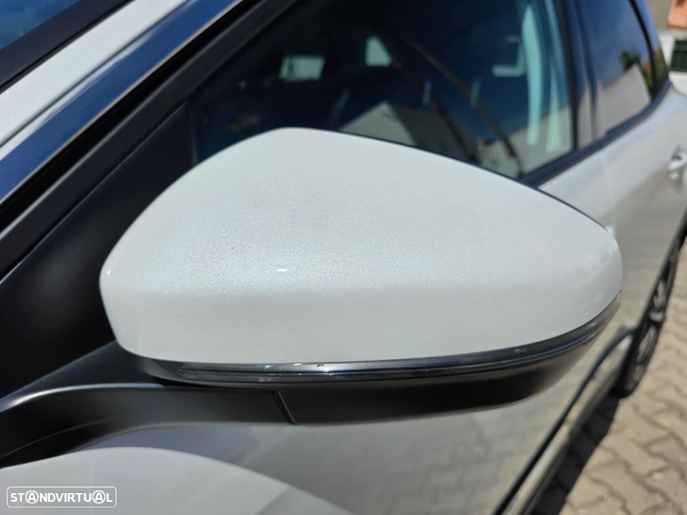 Peugeot 3008 1.2 PureTech Allure Pack - 31