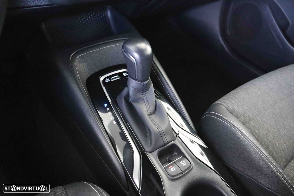 Toyota Corolla Touring Sports 1.8 Hybrid Comfort+P.Sport - 34