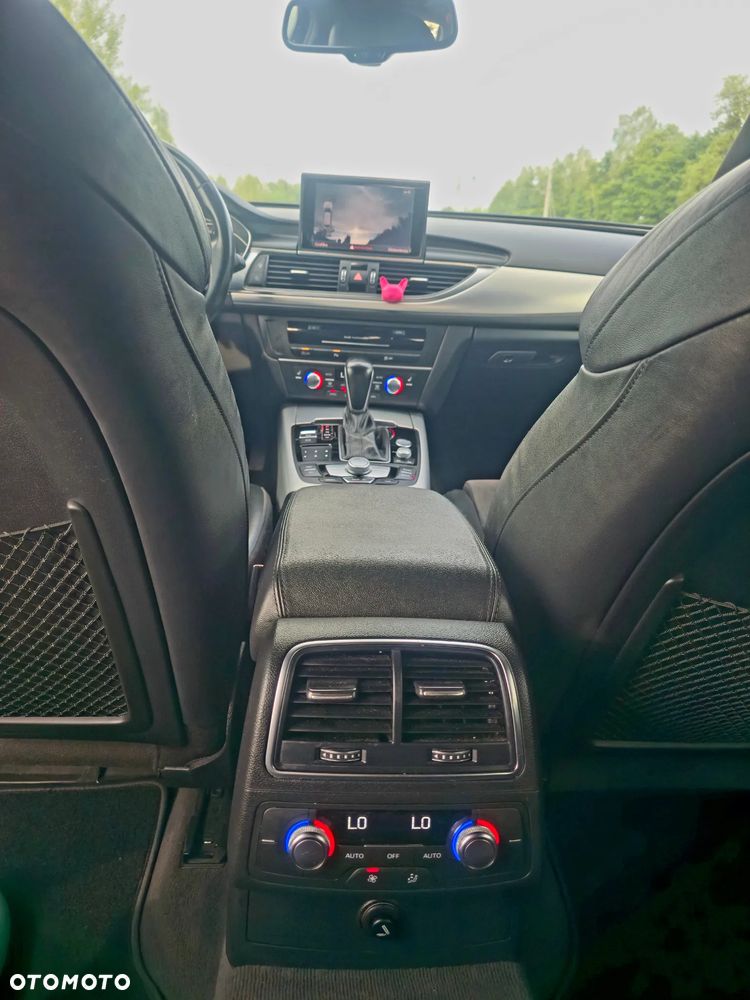 Audi A6 Avant 2.0 TDI Ultra S tronic - 30
