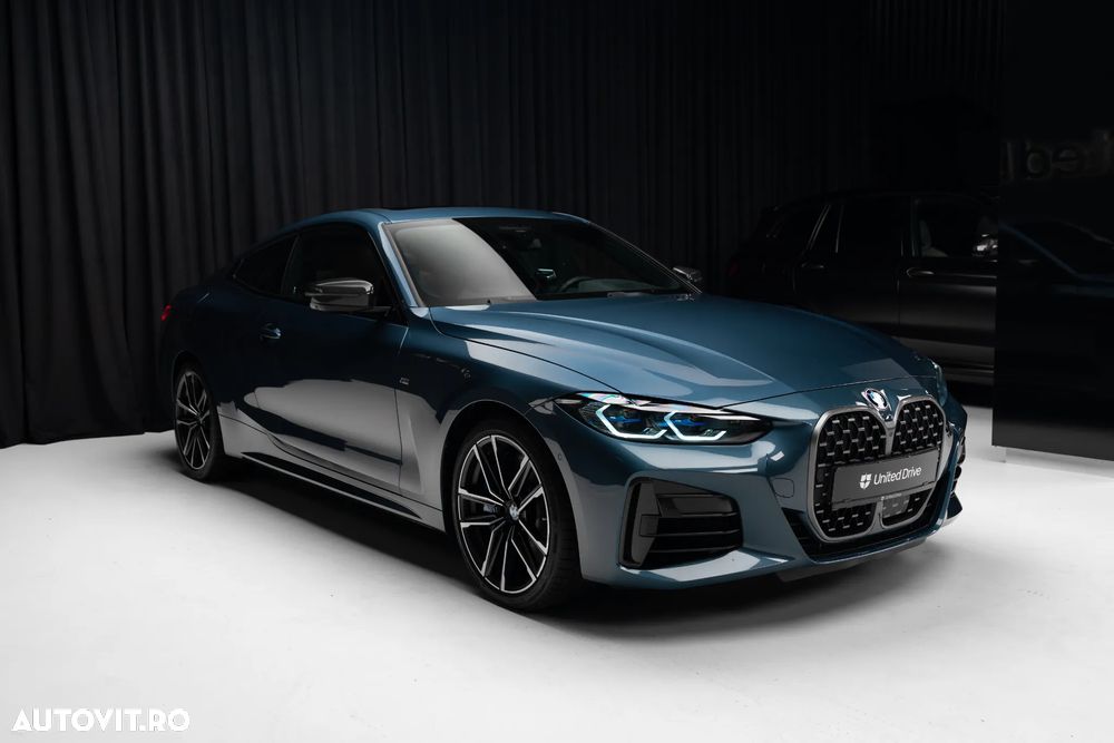 BMW M4 M440i xDrive - 3