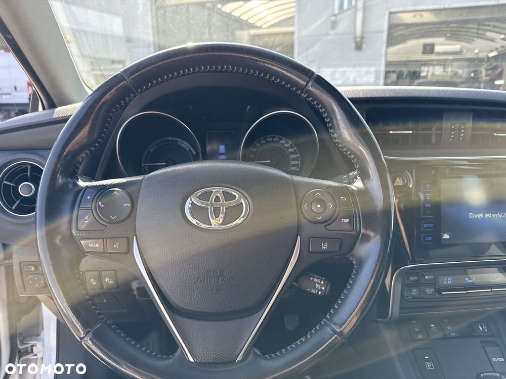 Toyota Auris Hybrid 135 Premium - 19