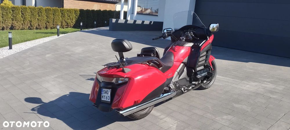 Honda GL - 5