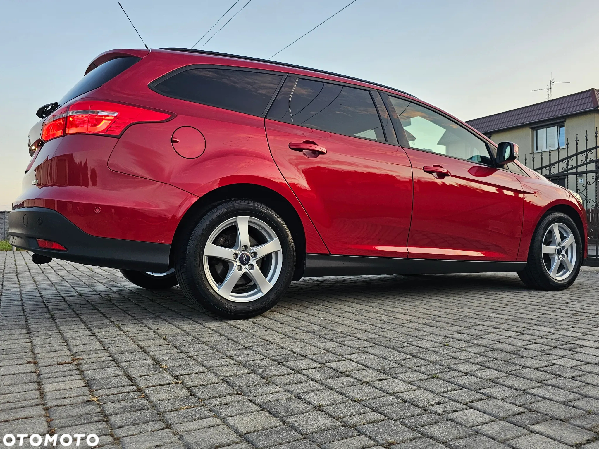 Ford Focus Turnier 1.0 EcoBoost Start-Stopp-System ACTIVE X - 15