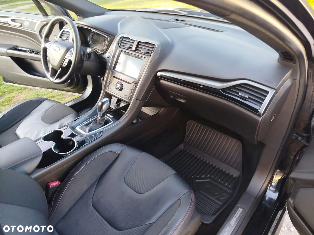 Ford Mondeo 2.0 TDCi STart-Stopp PowerShift-Aut ST-Line - 31