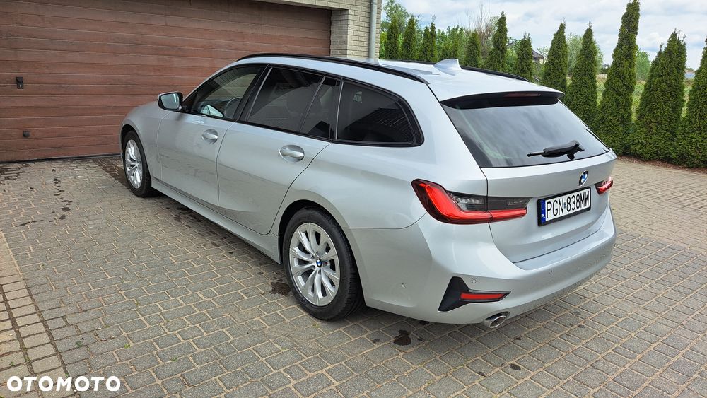BMW Seria 3 318d - 13