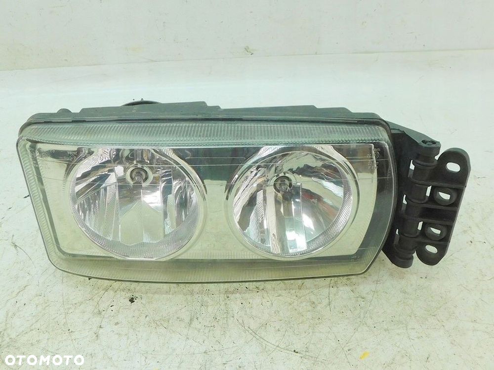 EUROCARGO 160E28 5,9 280KM 12r E5 LAMPA REFLEKTOR LEWY PRZÓD - 2