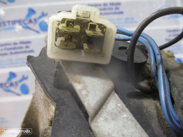 Motor Limpa Vidros Frente 849100 2640  8511095443 TOYOTA DYNA 150 1989 2.8D 85CV 2P BRANCO FRT - 3