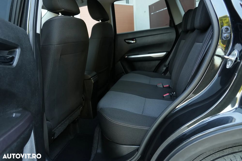 Suzuki Vitara 1.0 Boosterjet Comfort - 9