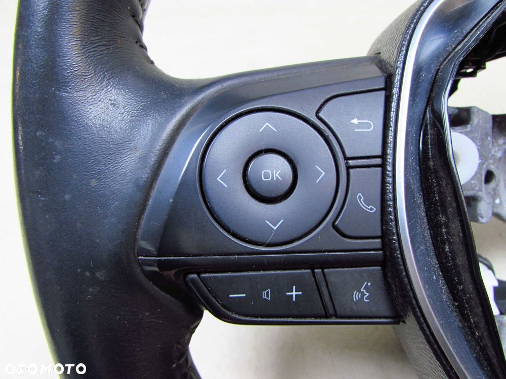 TOYOTA COROLLA XII E21 16-22 KIEROWNICA SKORA MULTIFUKCJA 45100-0Z240 - 4