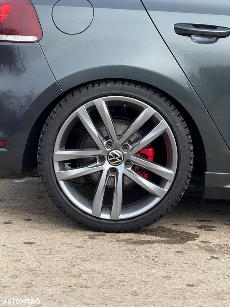 Volkswagen Golf 2.0 GTI DSG Edition 35 - 32