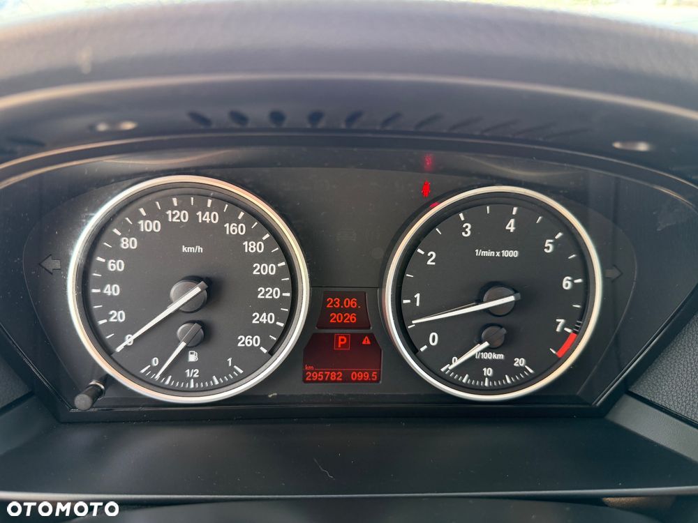 BMW Seria 5 530i - 29