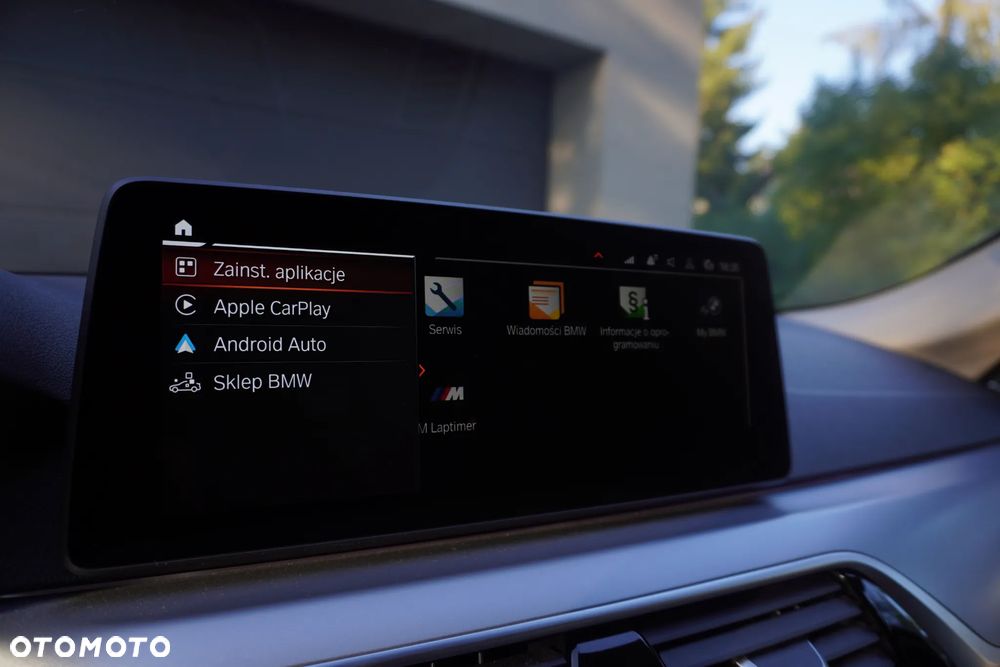 BMW Seria 5 530e xDrive - 29