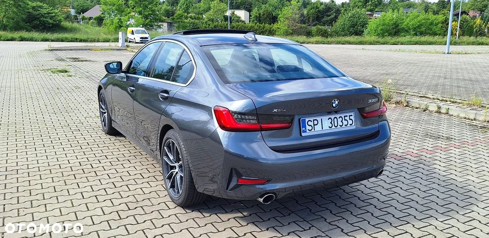 BMW Seria 3 330i xDrive Sport - 7