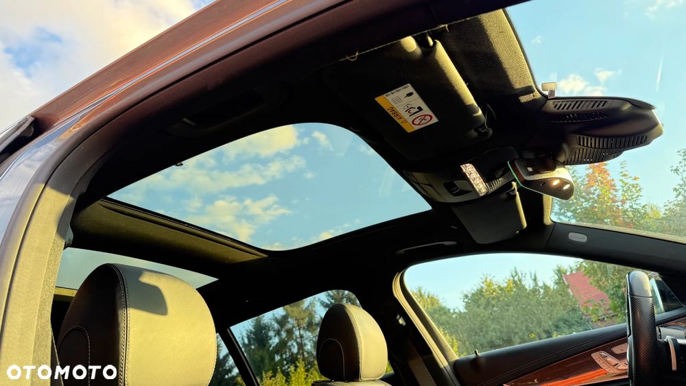 Mercedes-Benz Klasa E 300 de 4Matic 9G-TRONIC AMG Line - 9