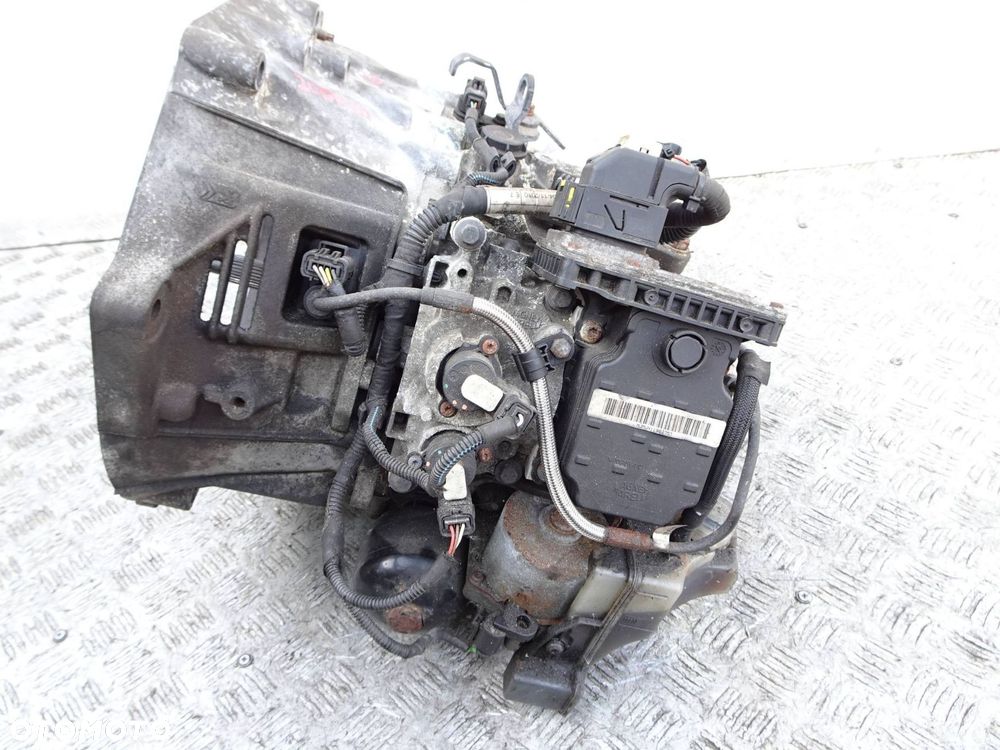 skrzynia kpl. półautomat peugeot 3008 5008 1.6 e-hdi 20dr20 - 4