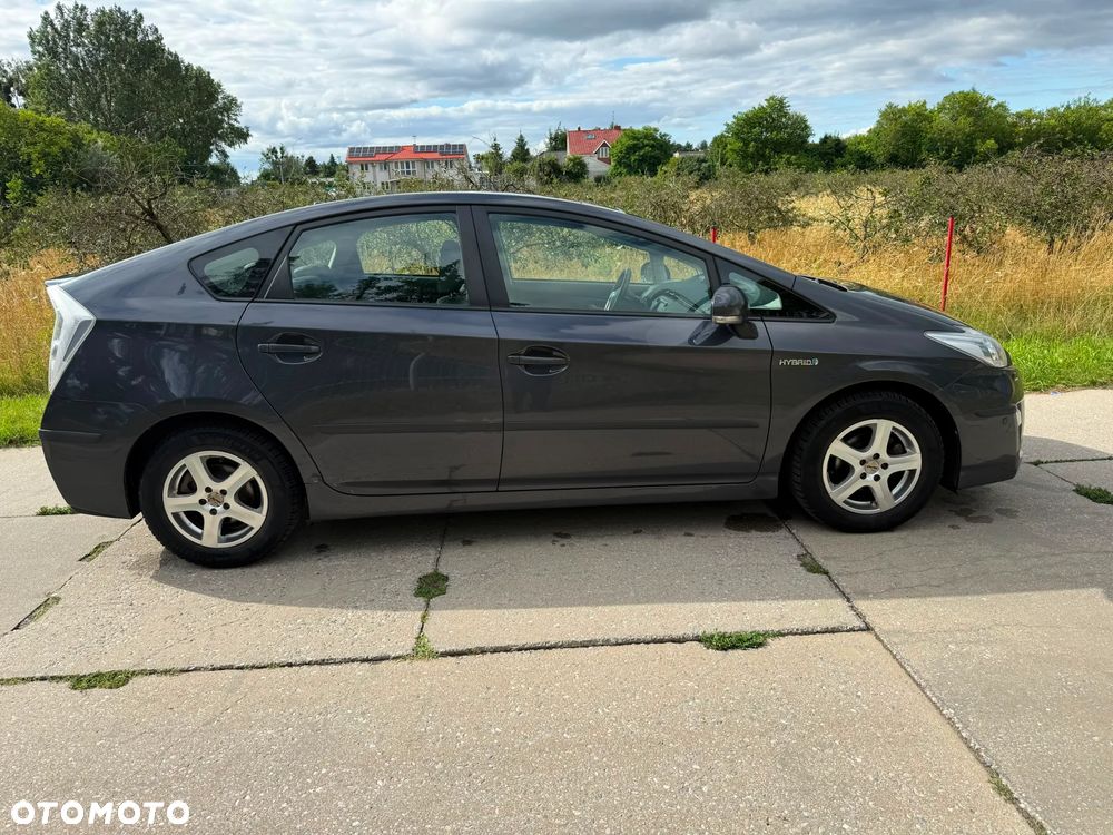 Toyota Prius - 12