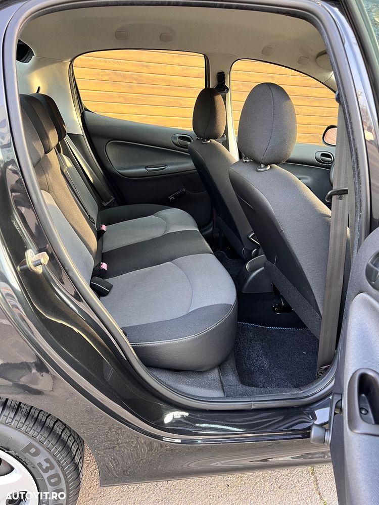 Peugeot 206 1.4E Starline - 5