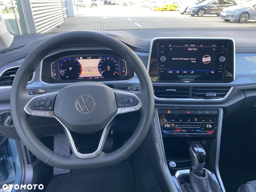 Volkswagen T-Roc - 13