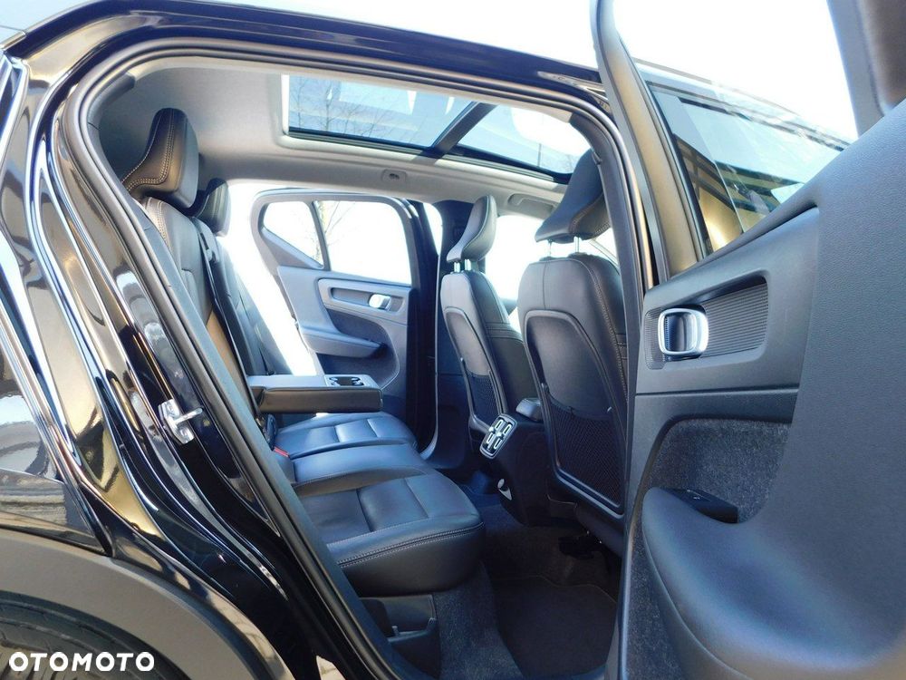 Volvo XC 40 D3 Momentum Pro - 11