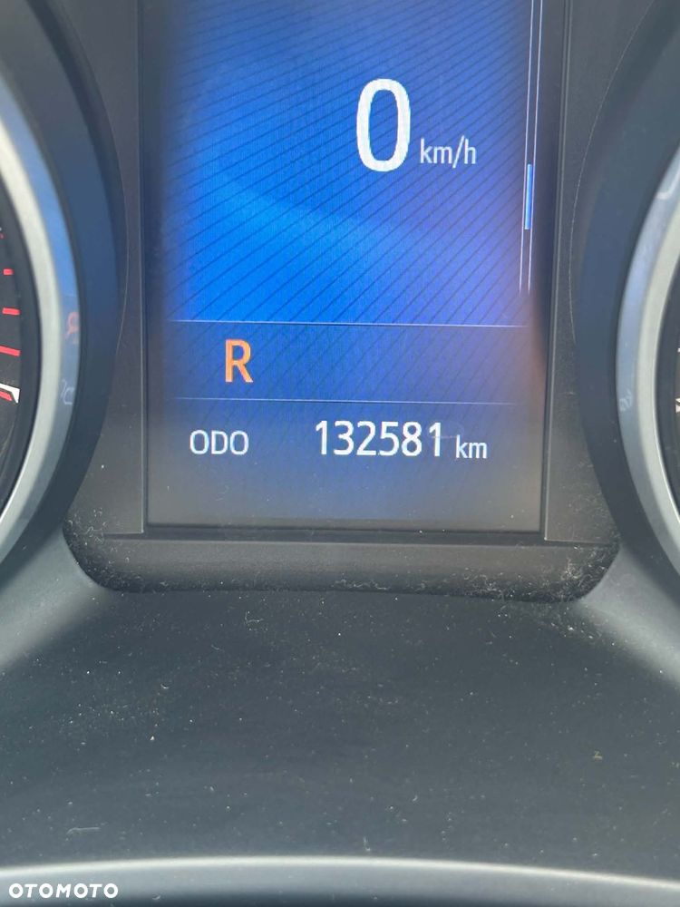 Toyota Avensis 2.0 Prestige MS - 24