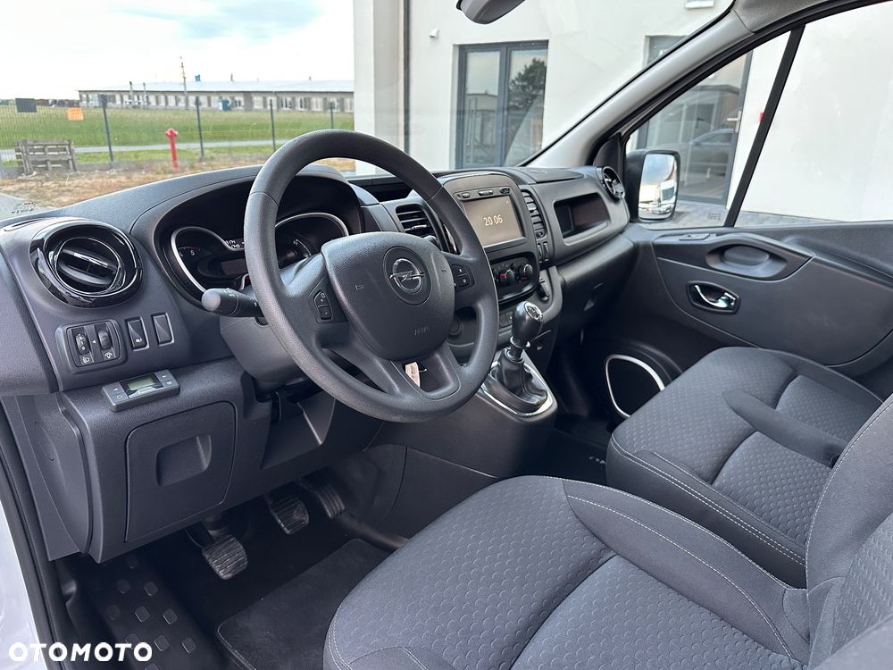 Renault Trafic L2H1 Długi 1.6 DCi 125KM Klima Webasto REGAŁY - 24