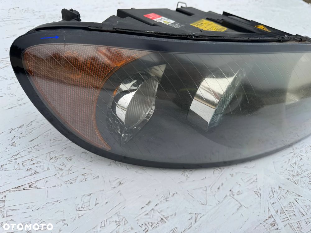 LAMPA VOLVO C70 II 2 XENON PRAWA PRZÓD - 3
