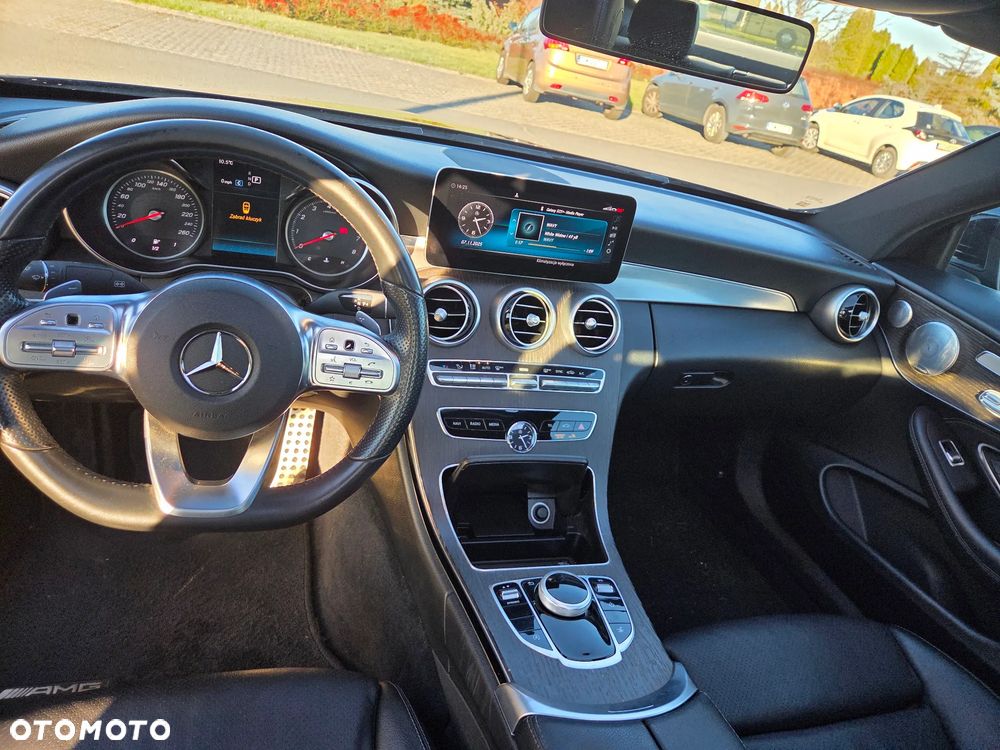 Mercedes-Benz Klasa C 300 4Matic 9G-TRONIC AMG Line Plus - 12