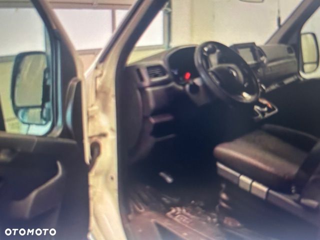 Renault Master FWD 2.3 dCi  Twin Cab - 6