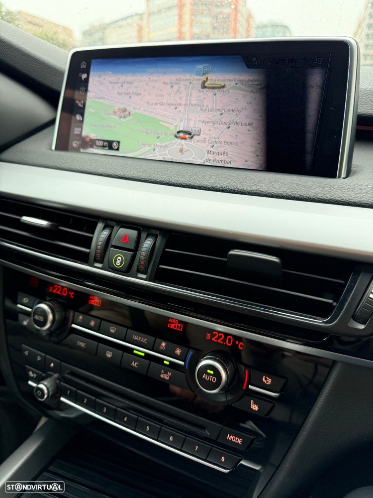 BMW X5 25 d sDrive Comfort 7L - 6