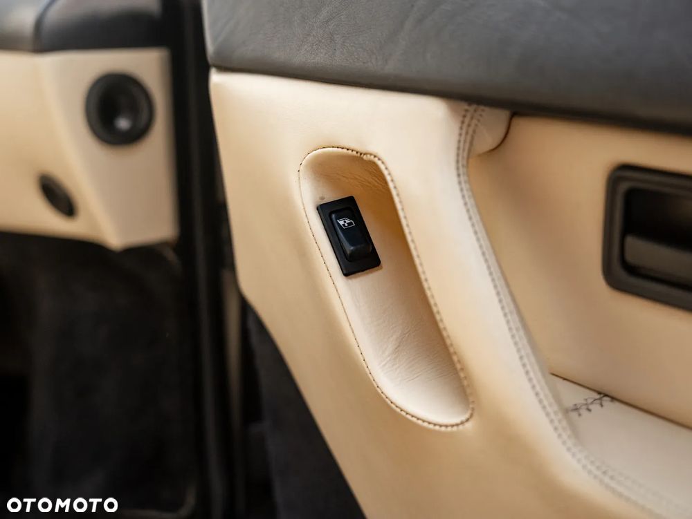 Ferrari Mondial - 38