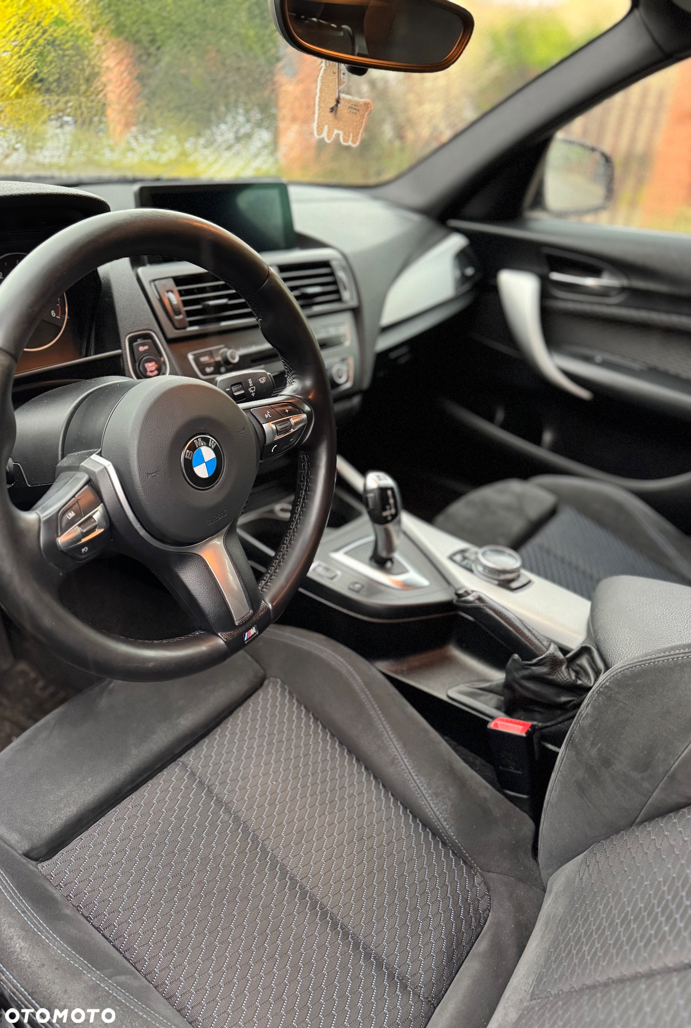 BMW Seria 1 - 18