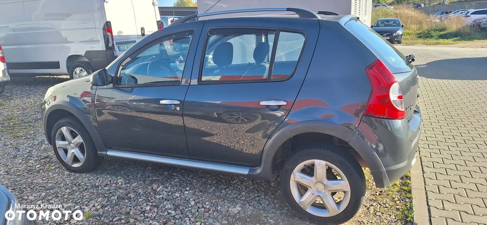 Dacia Sandero - 2