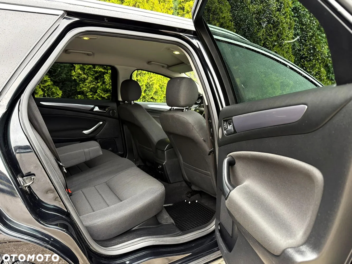 Ford Mondeo - 38