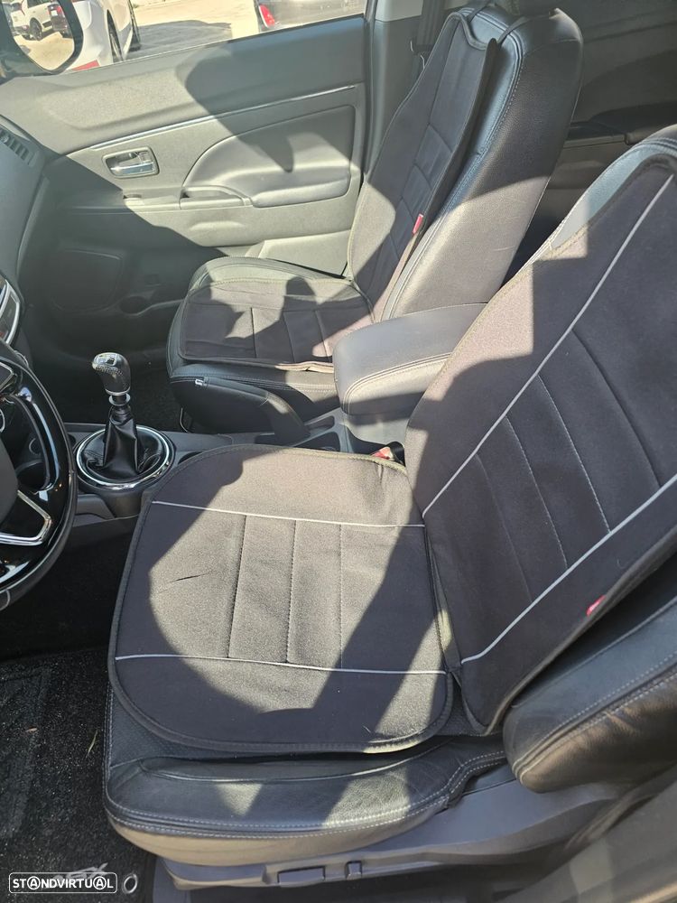 Mitsubishi ASX 1.6 DI-D 4WD MGN - 11