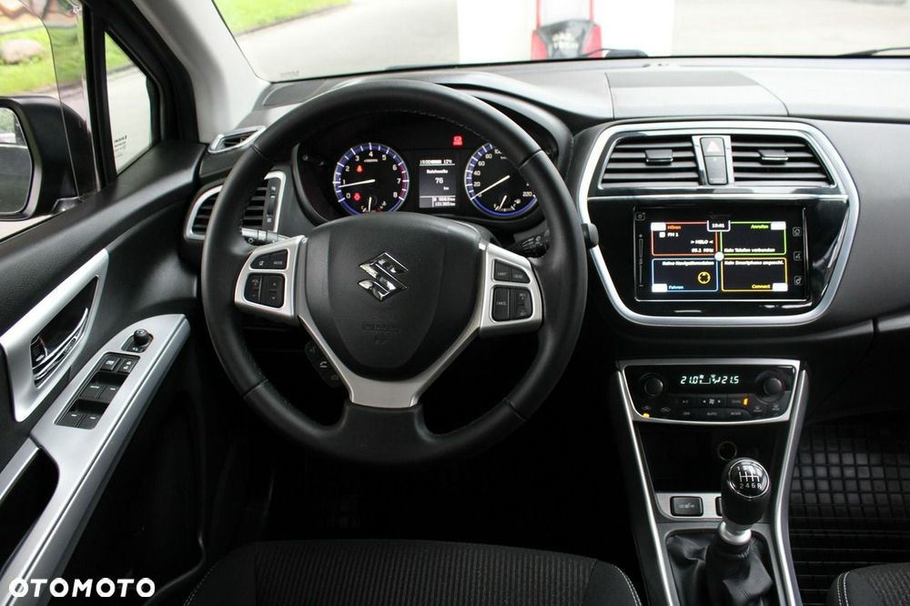 Suzuki SX4 S-Cross 1.4 T Premium 4WD - 8