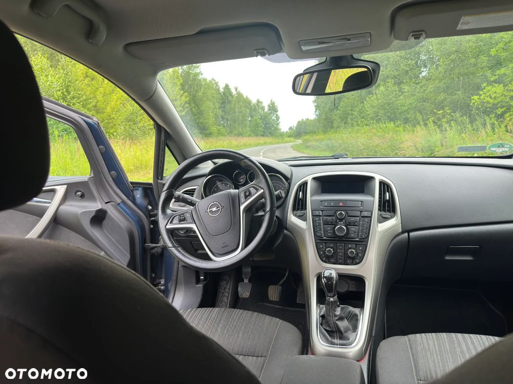 Opel Astra 1.4 T Cosmo - 13